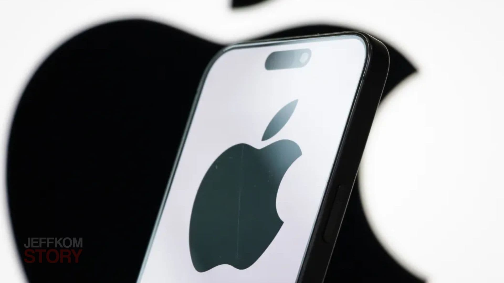 Apple to Pay Google $1B for Gemini AI to Power New Siri