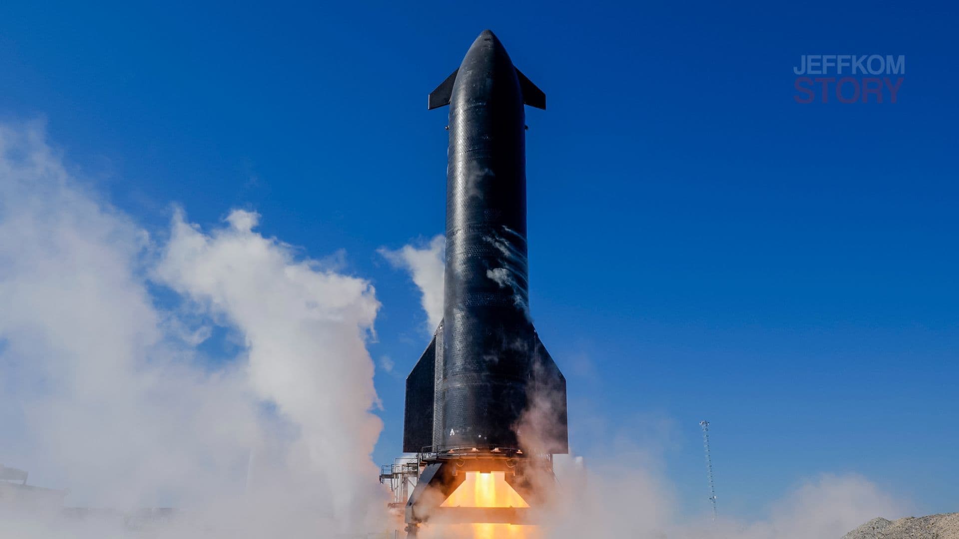SpaceX Starship Explodes During Test Before 10th Flight Attempt