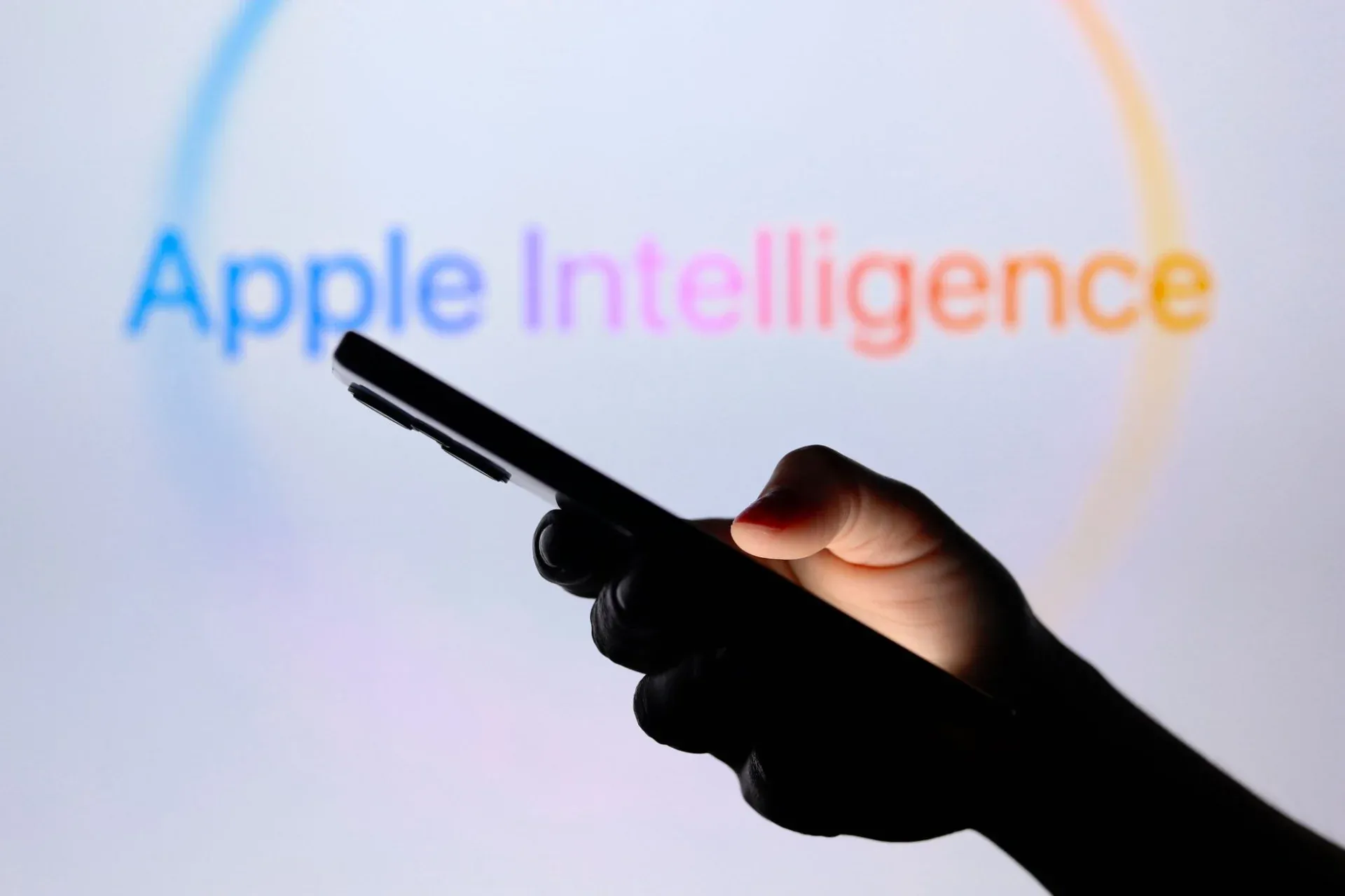 Apple Expands Apple Intelligence Language Support in April 2025
