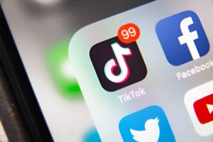 China Considers Elon Musk for TikTok US Acquisition Amid Legal Uncertainty
