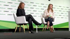 Waymo Co-CEO Urges Robotaxi Firms to Prove Safety