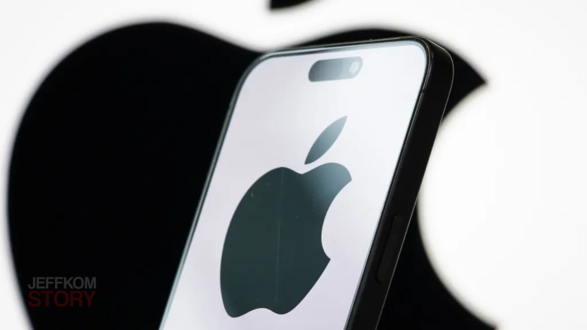 Apple to Pay Google $1B for Gemini AI to Power New Siri