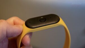 Hands-On with Bee: Amazon’s AI Wearable for Conversations
